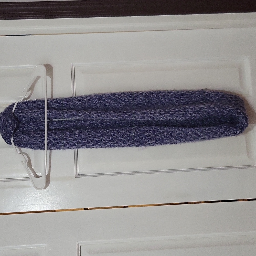 Old navy scarf